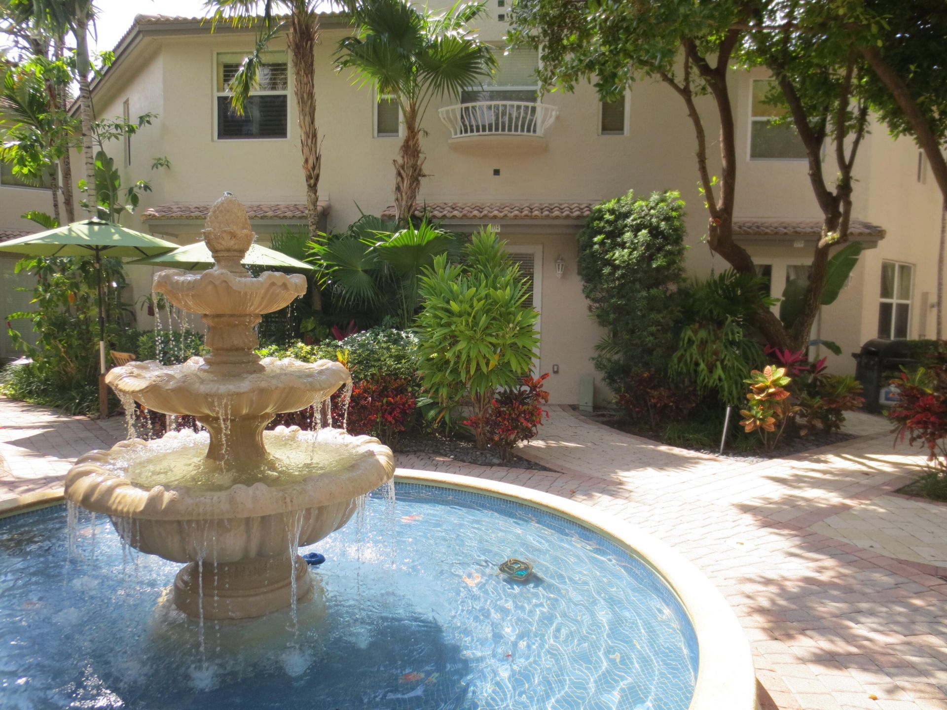 1900 Oceanwalk Lane, Unit 104, Lauderdale by the Sea, FL 33062 Photo