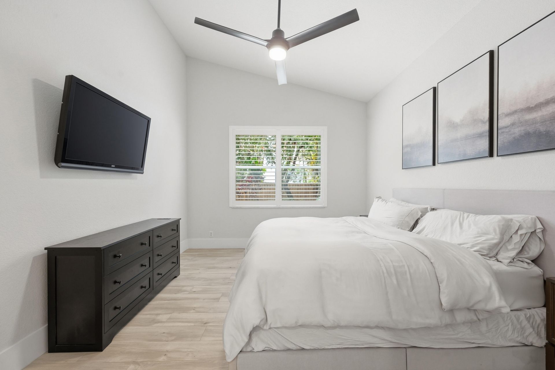 8321 Bob-o-link Drive, West Palm Beach, FL 33412 Photo