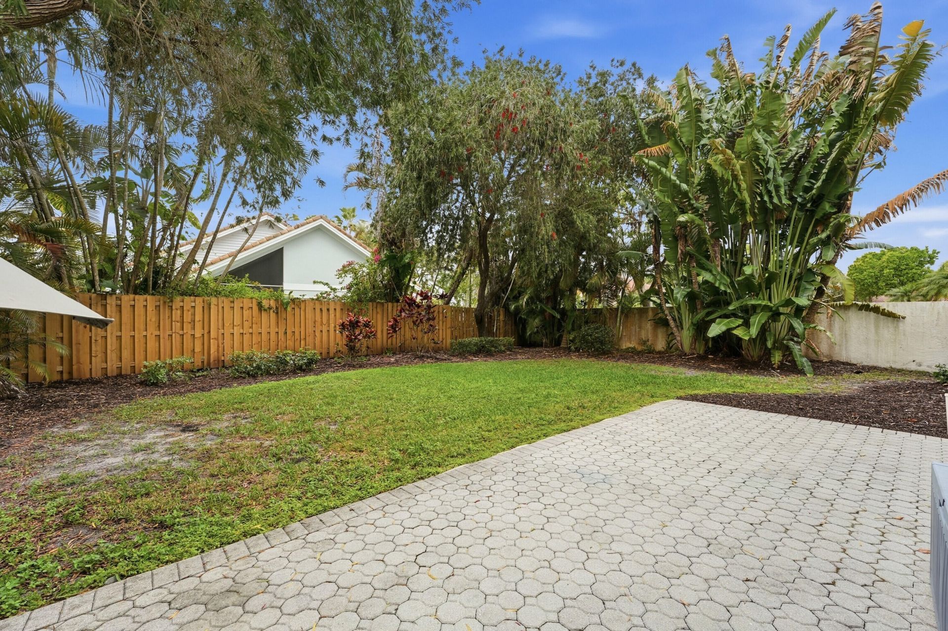 8321 Bob-o-link Drive, West Palm Beach, FL 33412 Photo