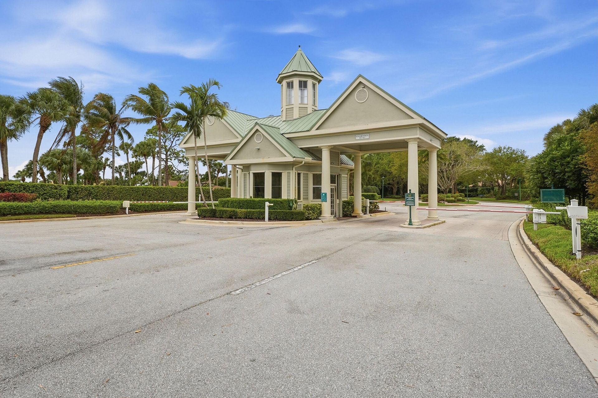 8321 Bob-o-link Drive, West Palm Beach, FL 33412 Photo