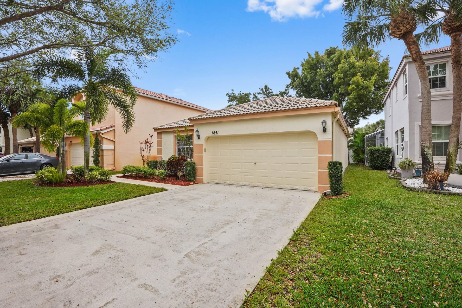 7851 Oak Grove Circle, Lake Worth, FL 33467 Main Photo