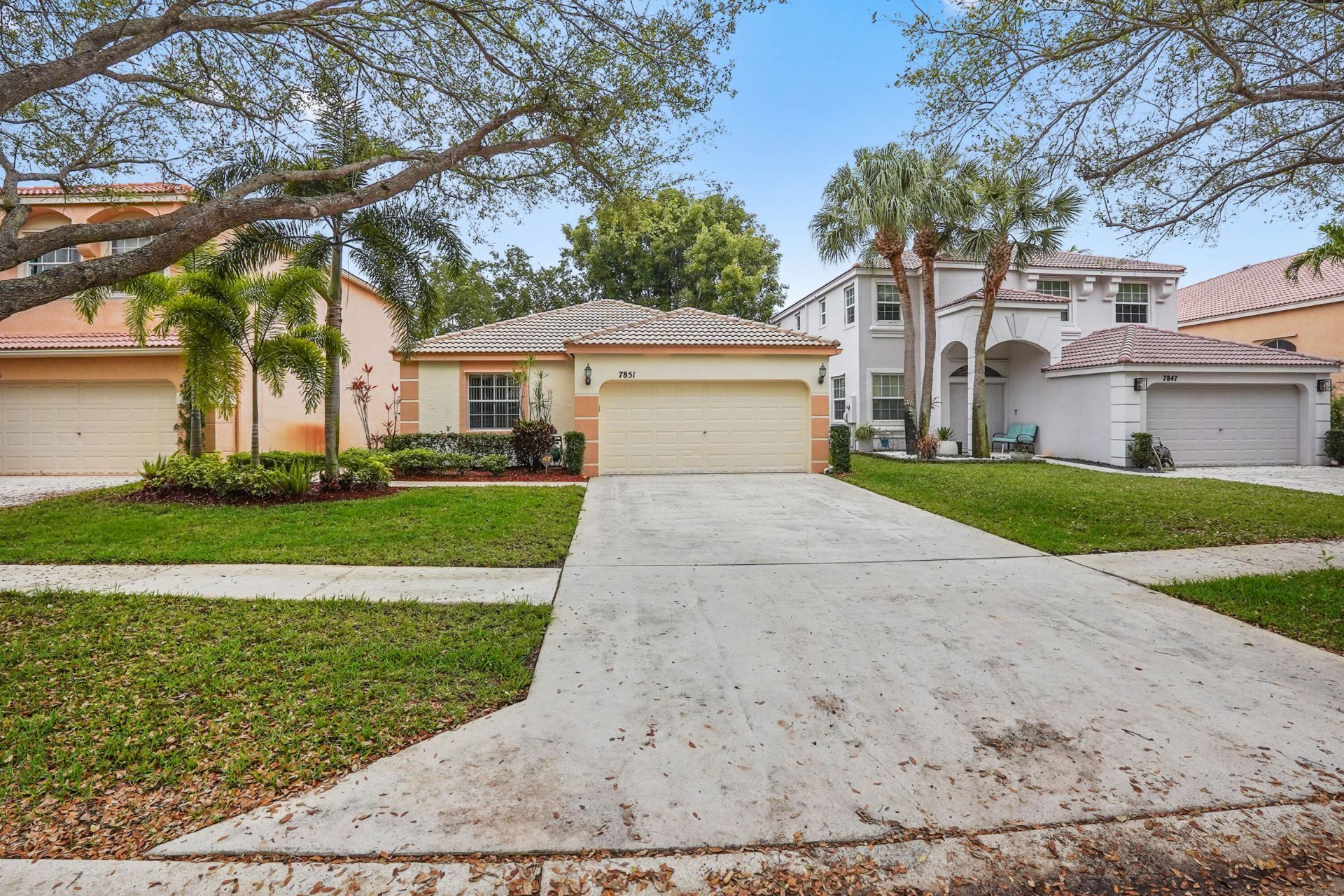 7851 Oak Grove Circle, Lake Worth, FL 33467 Photo
