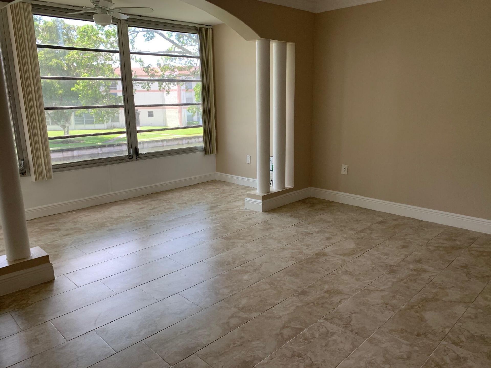 8350 Sands Point Boulevard, Unit E202, Tamarac, FL 33321 Photo