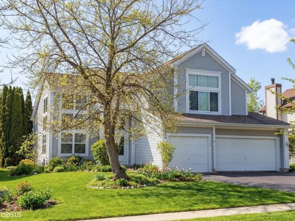 1728 Village Court, Crystal Lake, IL 60014