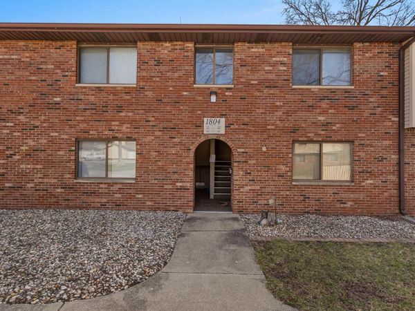 1804 Oliver Drive, Unit 6, Urbana, IL 61802
