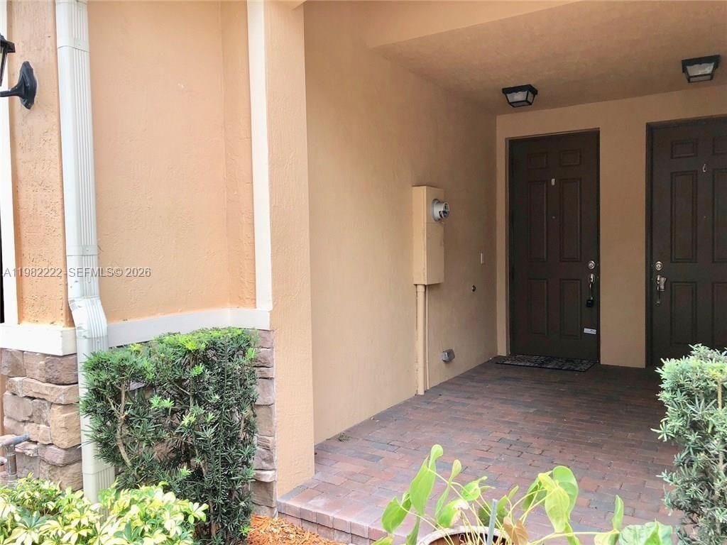106 Riverwalk Cir E, Unit 106, Plantation, FL 33325 Photo