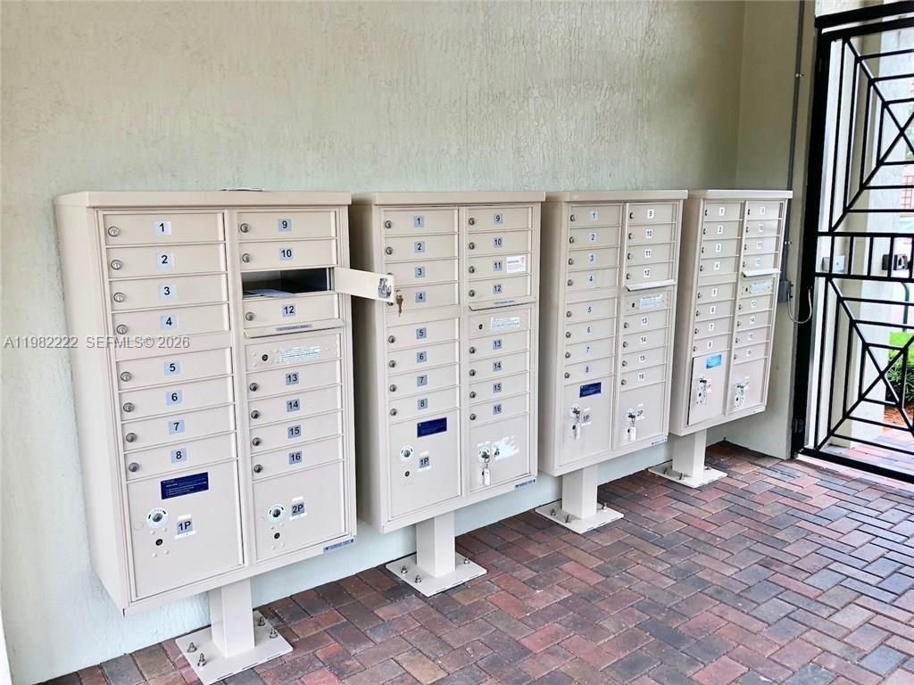 106 Riverwalk Cir E, Unit 106, Plantation, FL 33325 Photo