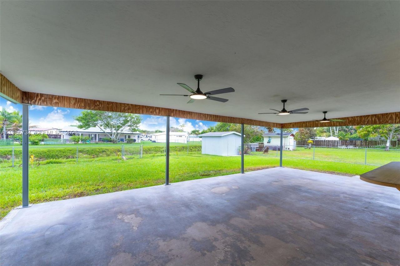9454 Sterling Dr, Cutler Bay, FL 33157 Photo