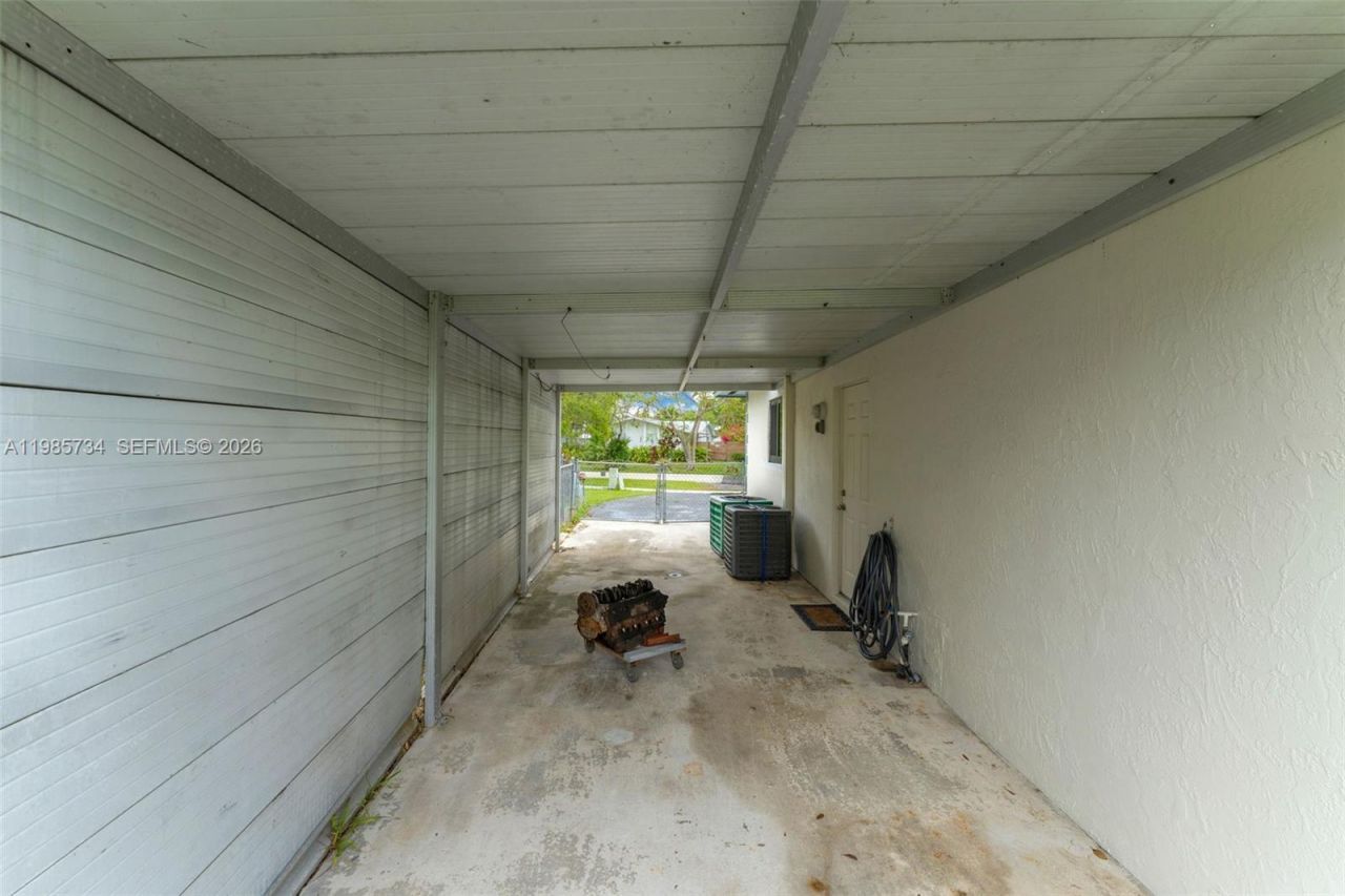 9454 Sterling Dr, Cutler Bay, FL 33157 Photo