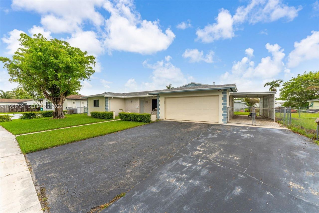 9454 Sterling Dr, Cutler Bay, FL 33157 Photo