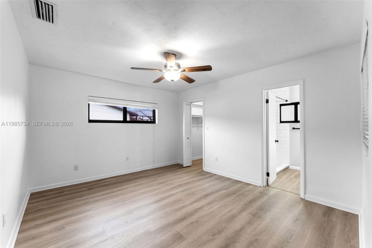 9454 Sterling Dr, Cutler Bay, FL 33157 Photo