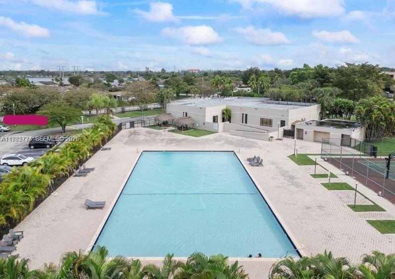 8420 SW 133rd Ave Rd, Unit 422, Miami, FL 33183 Photo