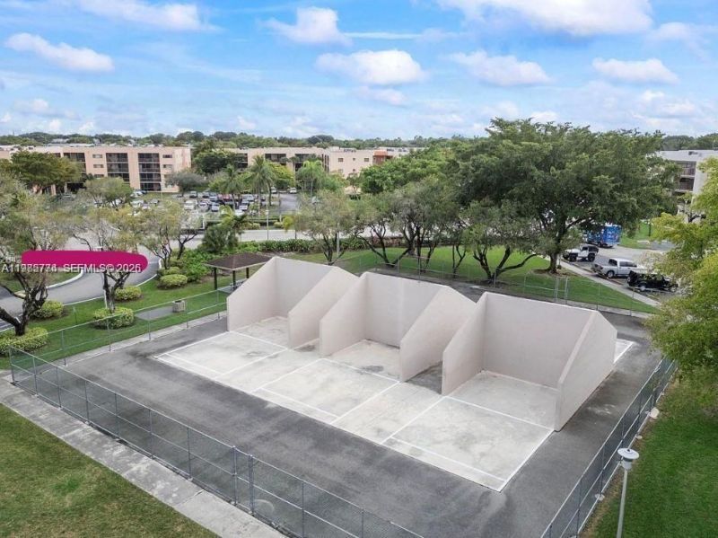 8420 SW 133rd Ave Rd, Unit 422, Miami, FL 33183 Photo