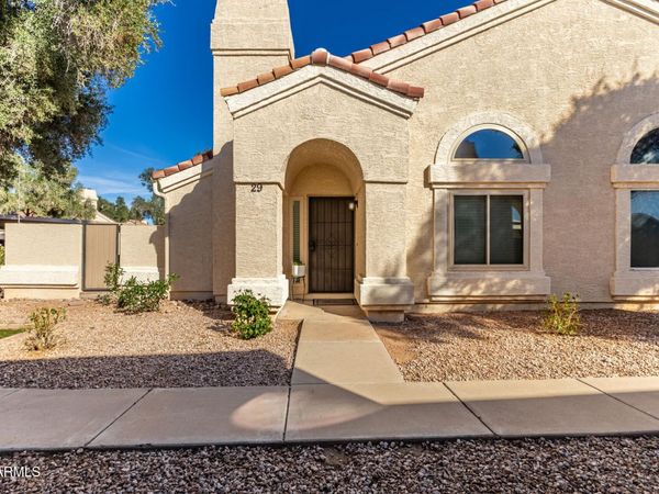 1111 W SUMMIT Place, Unit 29, Chandler, AZ 85224