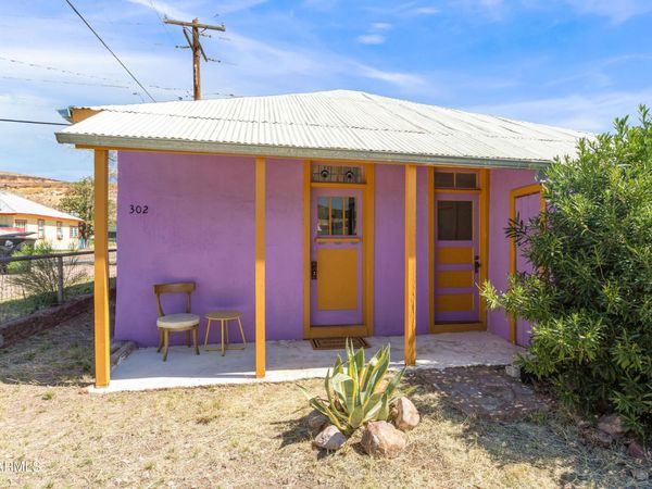 302 PIRRUNG Avenue, Bisbee, AZ 85603