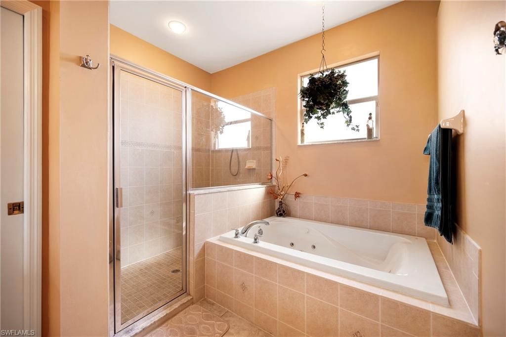 1704 NW 31st Ave, Cape Coral, FL 33993 Photo
