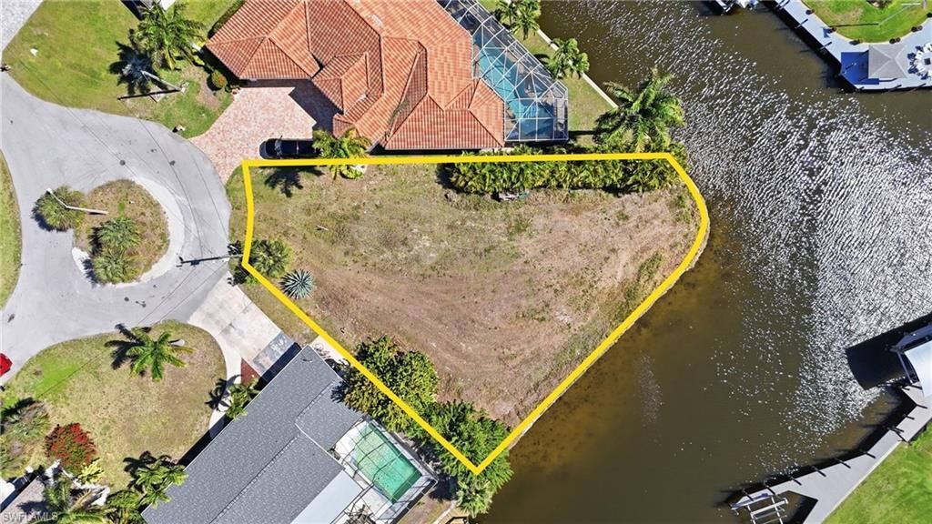 5357 Majestic Ct, Cape Coral, FL 33904 Photo