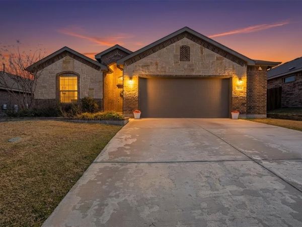 1502 Livermore Lane, Cleburne, TX 76033