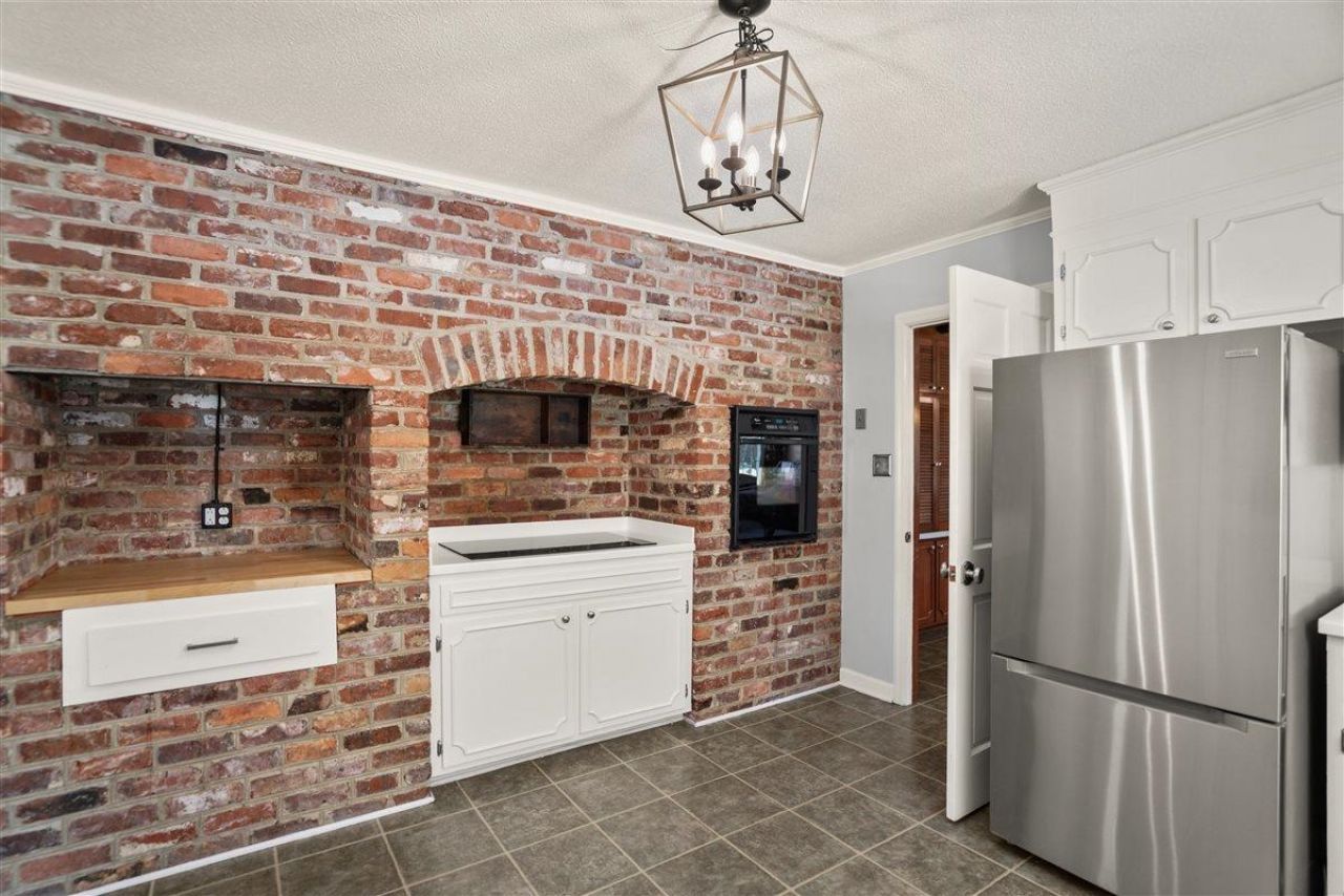 109 Mason Dr. Photo 17