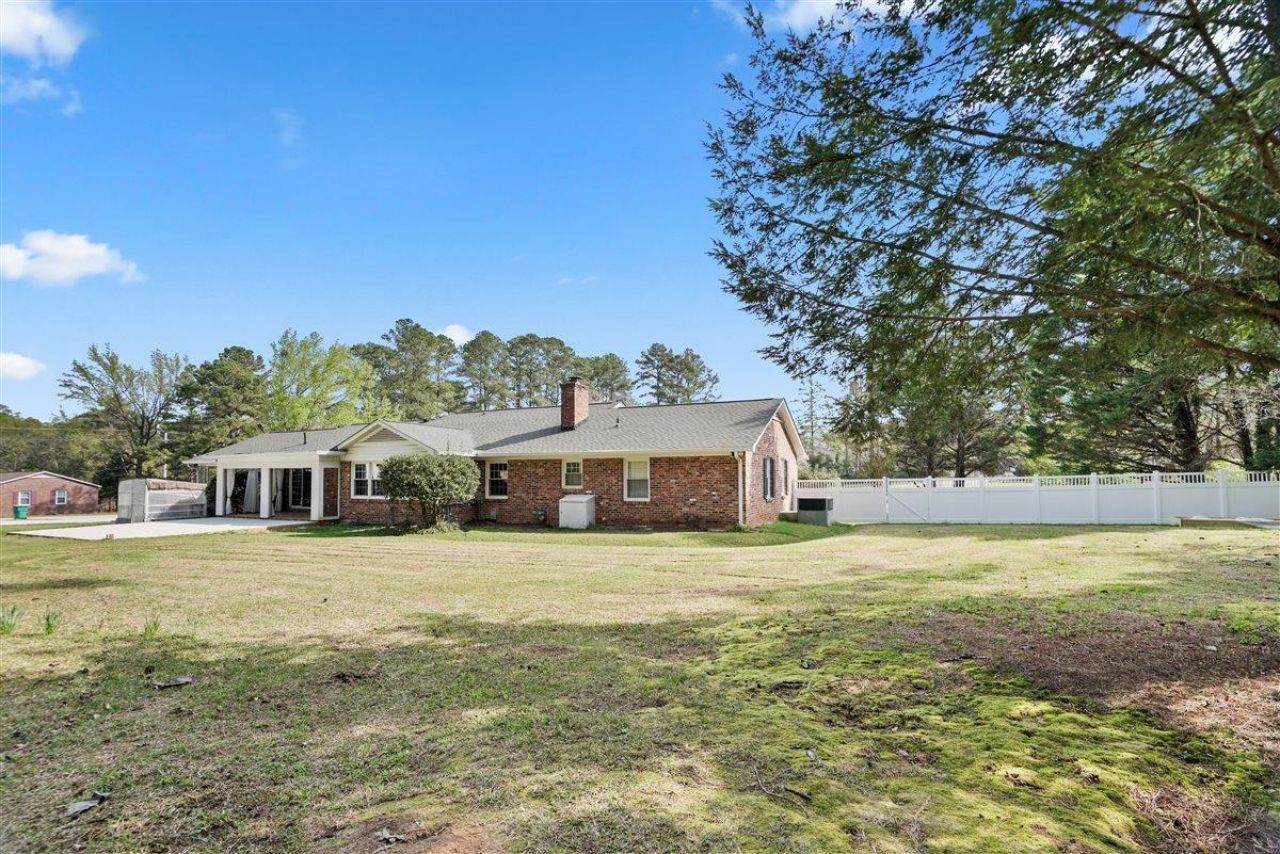 109 Mason Dr. Photo 7