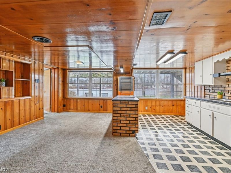 3932 S Main Street , Akron, OH 44319 Photo 10