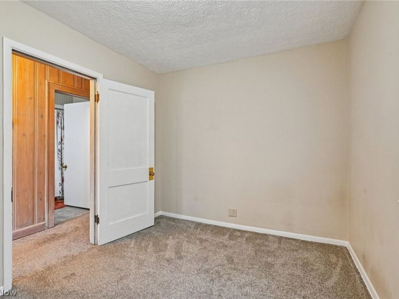 3932 S Main Street, Akron, OH 44319 Photo 16