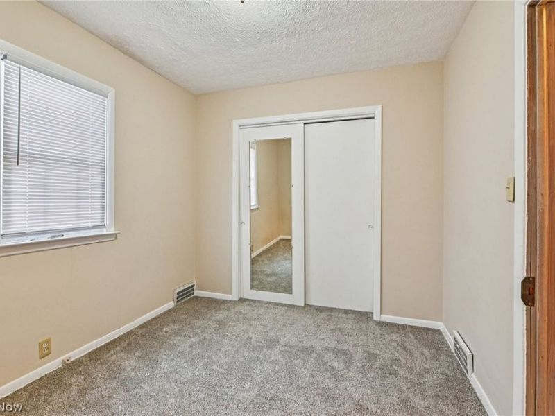 3932 S Main Street , Akron, OH 44319 Photo 17