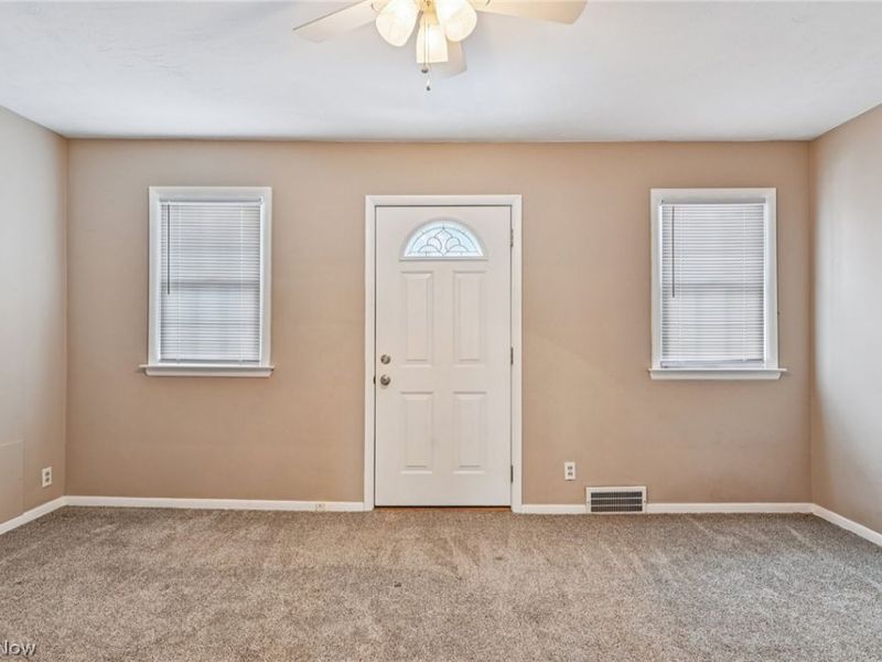 3932 S Main Street , Akron, OH 44319 Photo 4