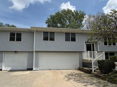 5200 Tipperary Trail, Lincoln, NE 68512