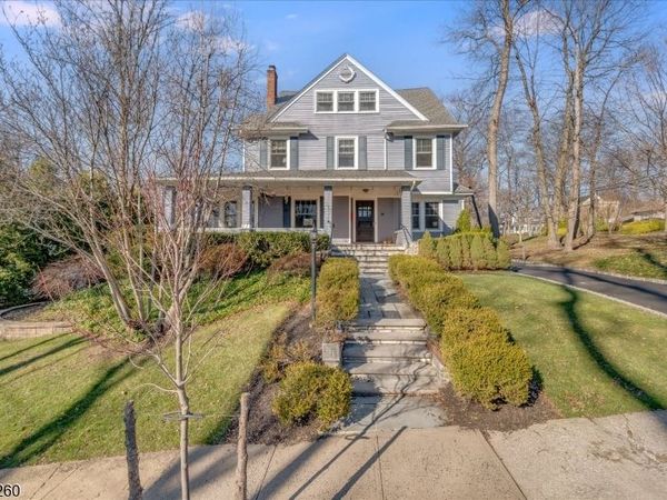 39 Oakview Ave, Maplewood, NJ 07040