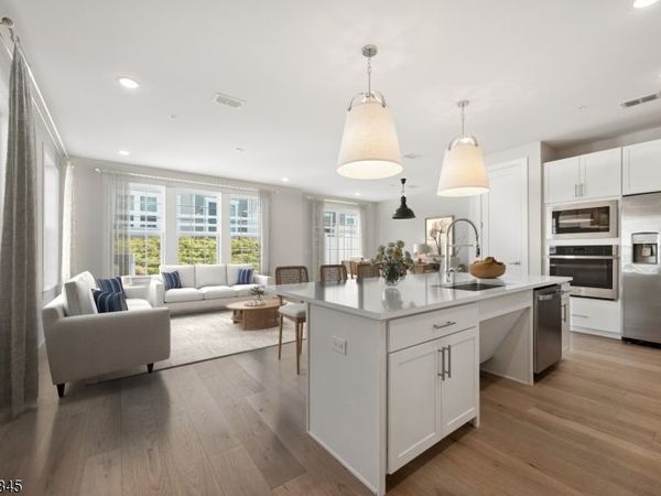 102 IRIS COURT, Warren, NJ 07059