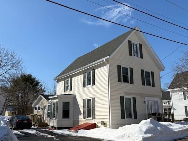 36 Grove Street, Rockland, ME 04841