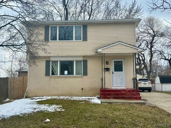 40 Marie Avenue , Buffalo, NY 14227