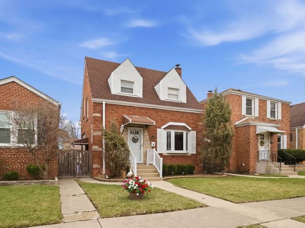 5115 N Newland Avenue , Chicago, IL 60656