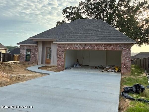 102 Saint Martin Street, Madison, MS 39110