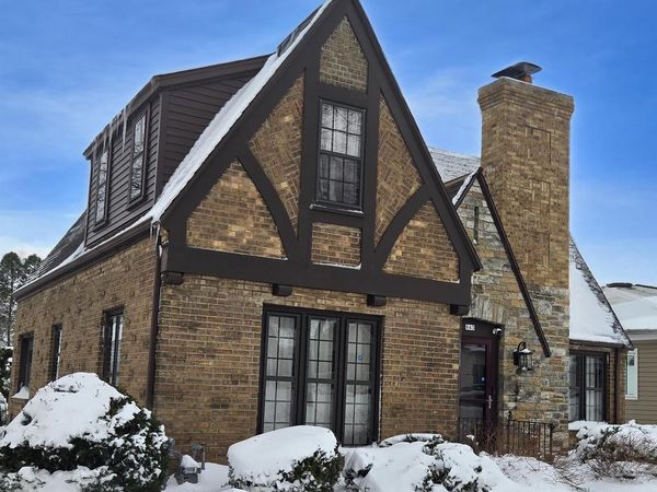 843 WILSON STREET, Manitowoc, WI 54220