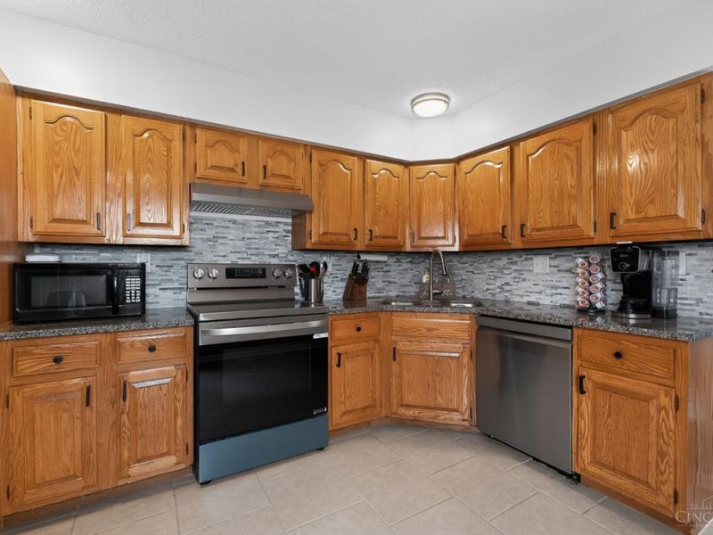 2005 Big Apple Drive, Batavia, OH 45103 Photo 9