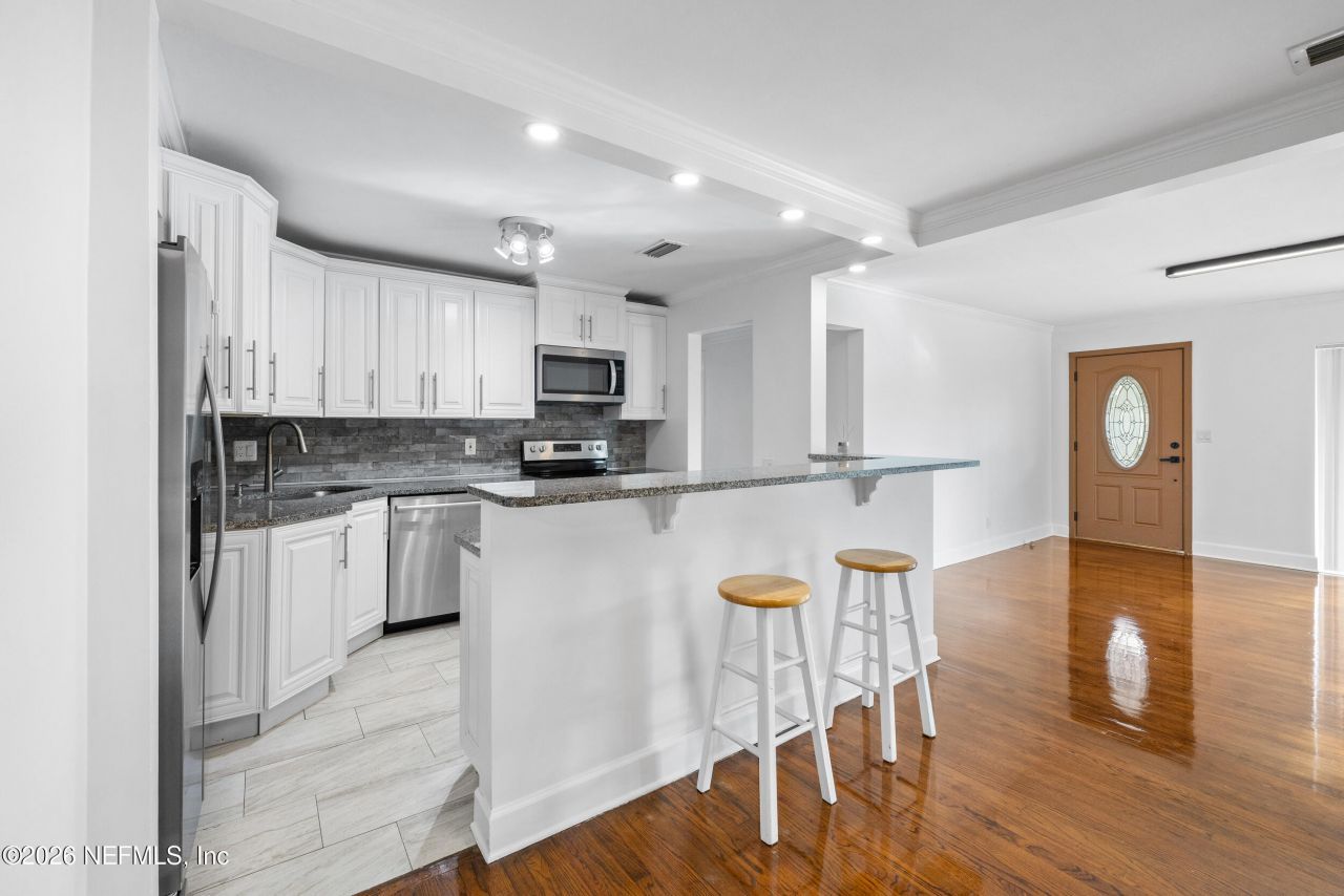 3432 Tarpon Drive, Jacksonville, FL 32277 Photo
