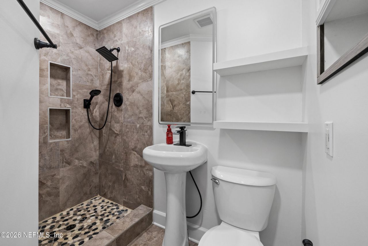 3432 Tarpon Drive, Jacksonville, FL 32277 Photo