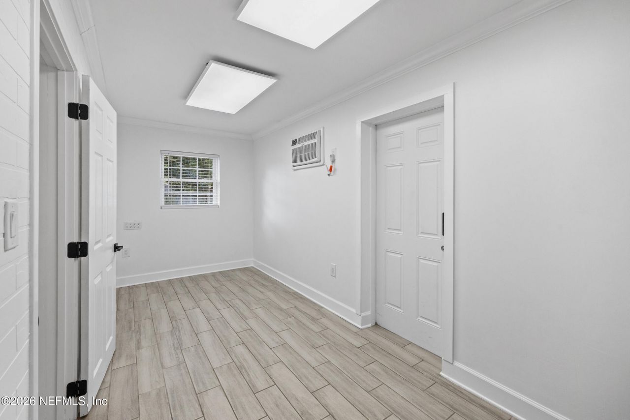 3432 Tarpon Drive, Jacksonville, FL 32277 Photo