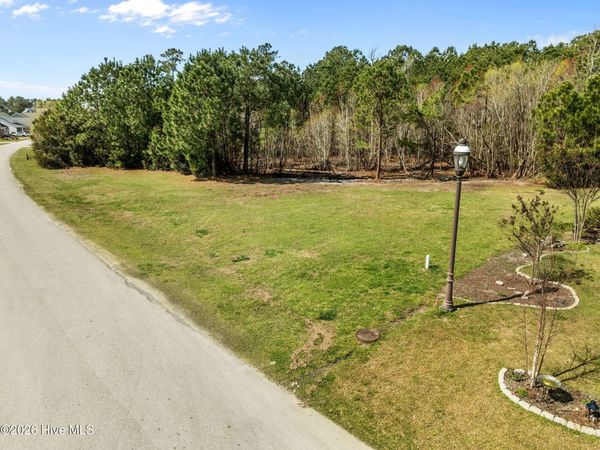 207 Everett Park Trail , Holly Ridge, NC 28445
