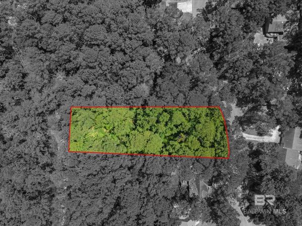 112 Hillcrest Circle, Daphne, AL 36526