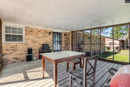 525 Arcola Drive photo 4