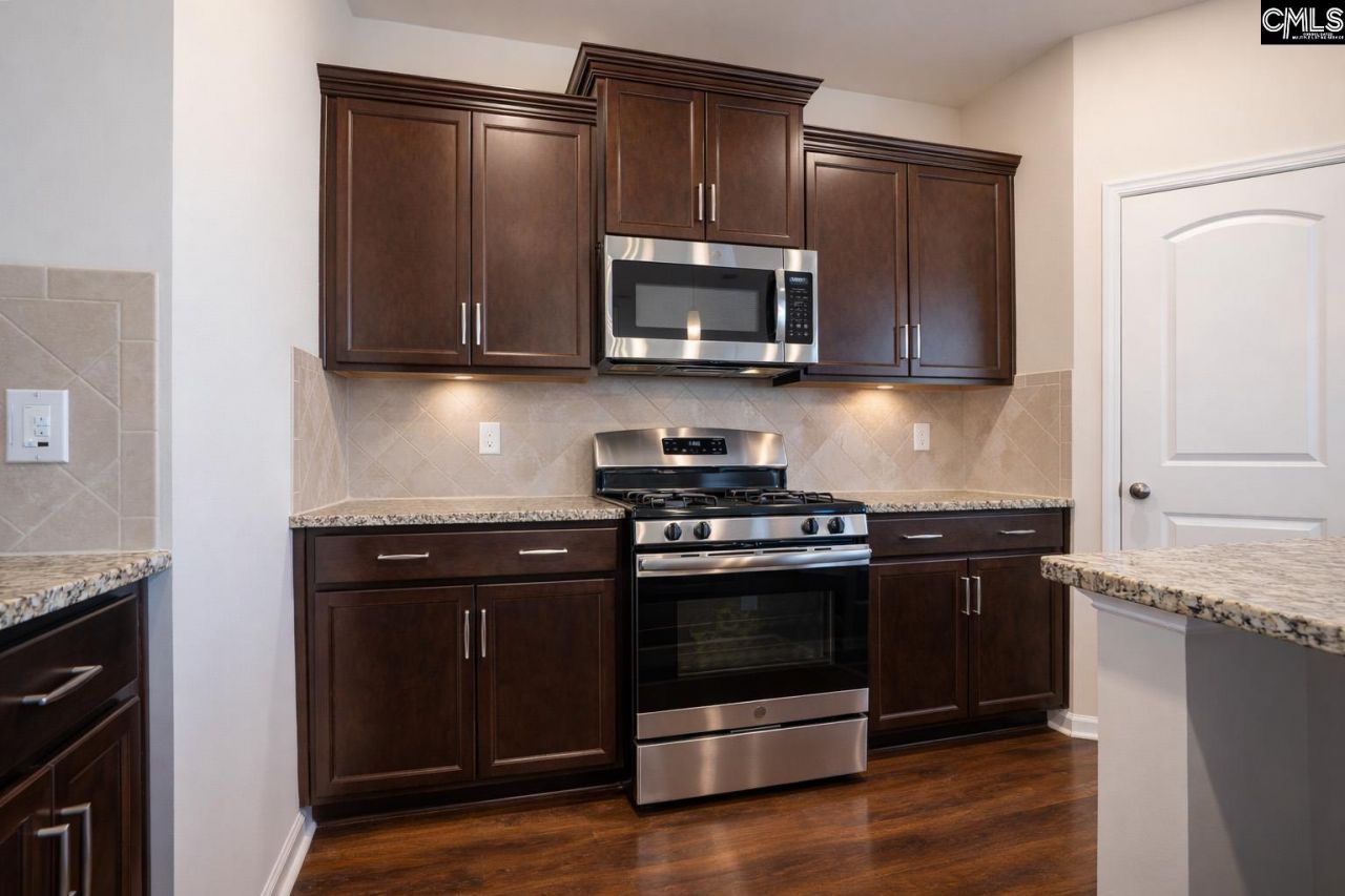 665 Blue Ledge Circle Photo 13