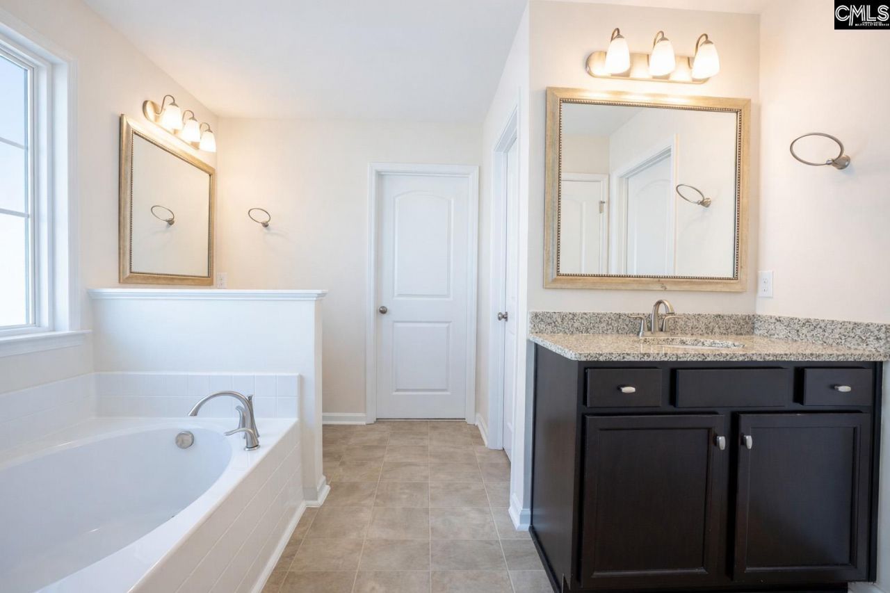 665 Blue Ledge Circle Photo 17