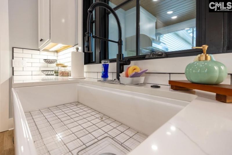 178 Longview Drive  Photo 19