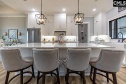 178 Longview Drive  photo 4