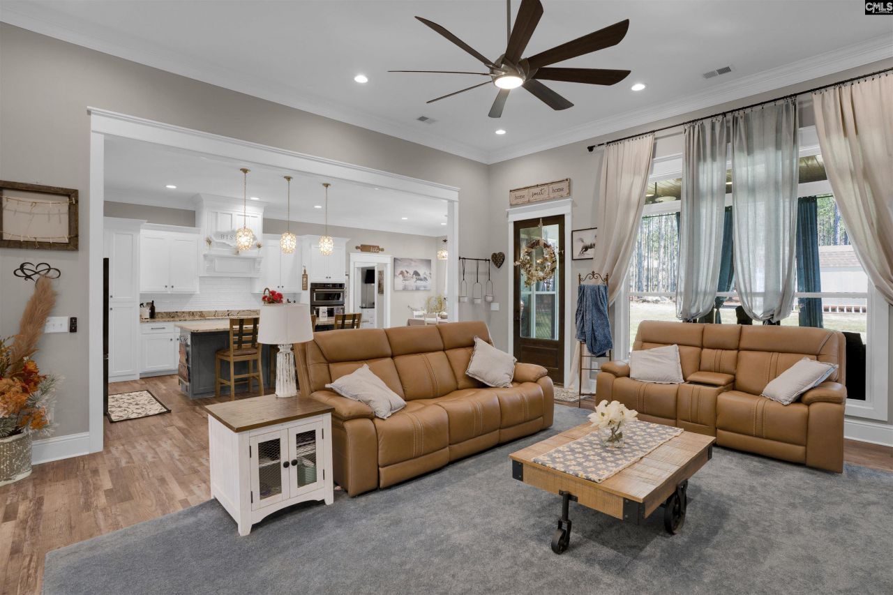 2138 Lockhart Road  Photo 14