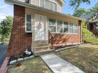8303 Jackson Street Normandy, MO 63114