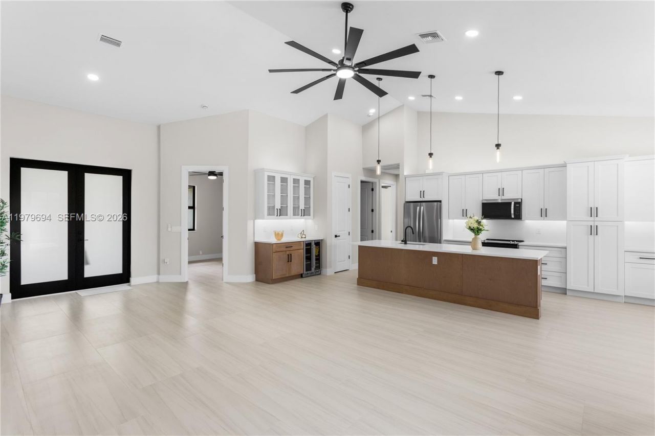 1508 NW 31st Ave, Cape Coral, FL 33993 Photo
